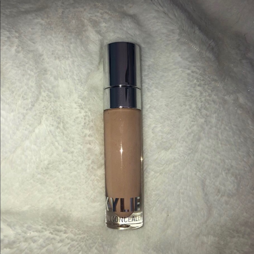 Kylie Cosmetics Concealer